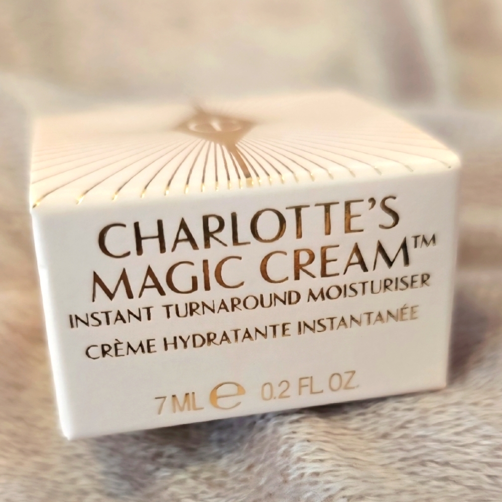 CHARLOTTE TILBURY CHARLOTTE'S MAGIC CREAM, INSTANT TURN-AROUND MOISTURIZER.